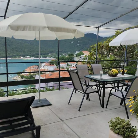 Apartment Bruna With Terrace And Spectacular Sea View *