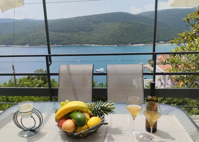 아파트 Bruna With Terrace And Spectacular Sea View *