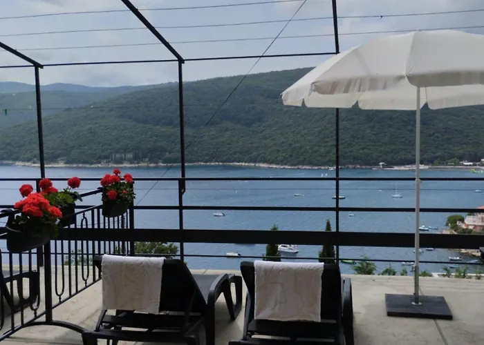 아파트 Bruna With Terrace And Spectacular Sea View *